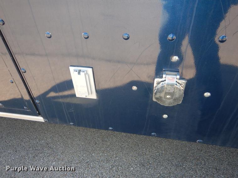 image for item DE1644 1990 Chevrolet Command Center truck