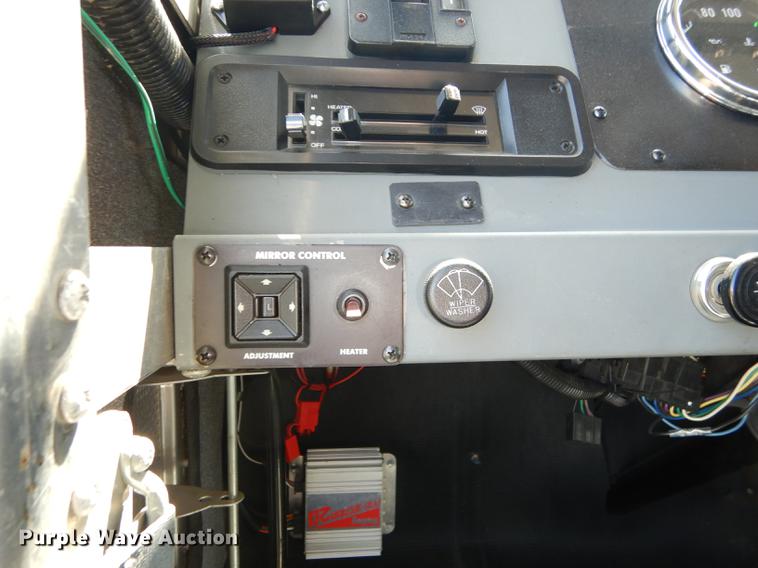 image for item DE1644 1990 Chevrolet Command Center truck