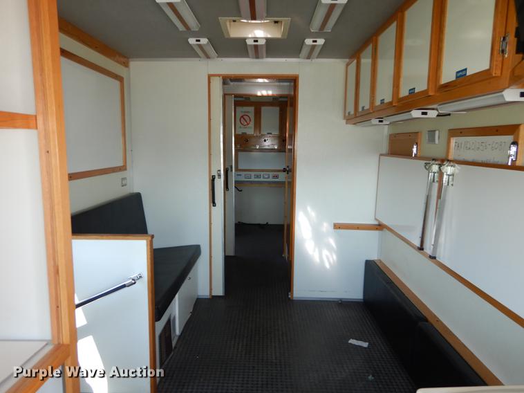 image for item DE1644 1990 Chevrolet Command Center truck