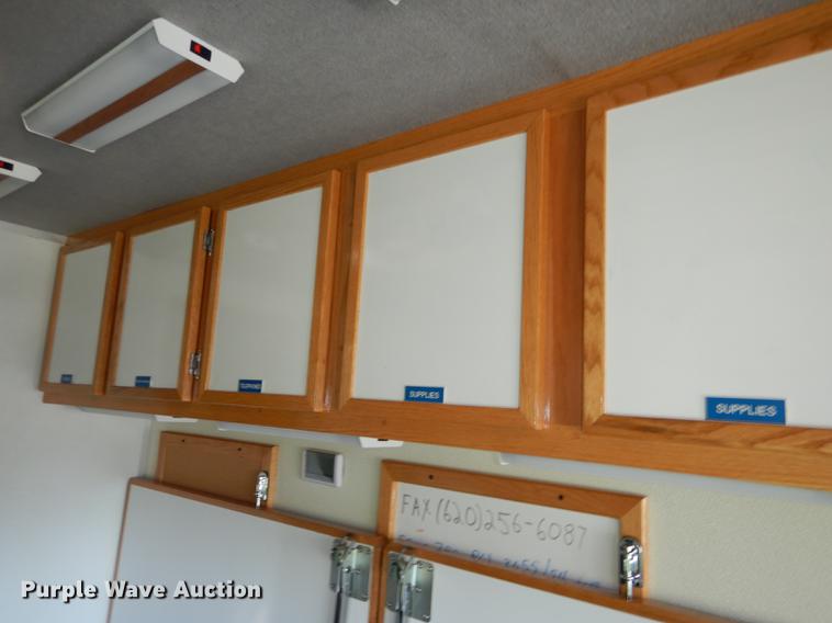 image for item DE1644 1990 Chevrolet Command Center truck