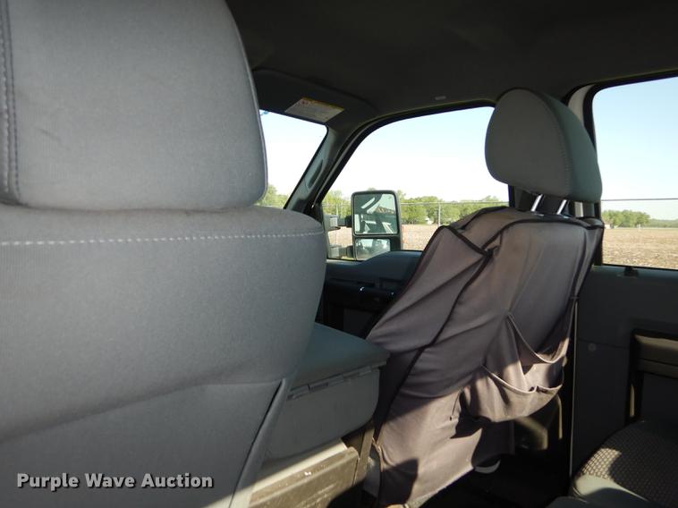 image for item DE1645 2012 Ford F250 Super Duty Crew Cab utility bed pickup truck