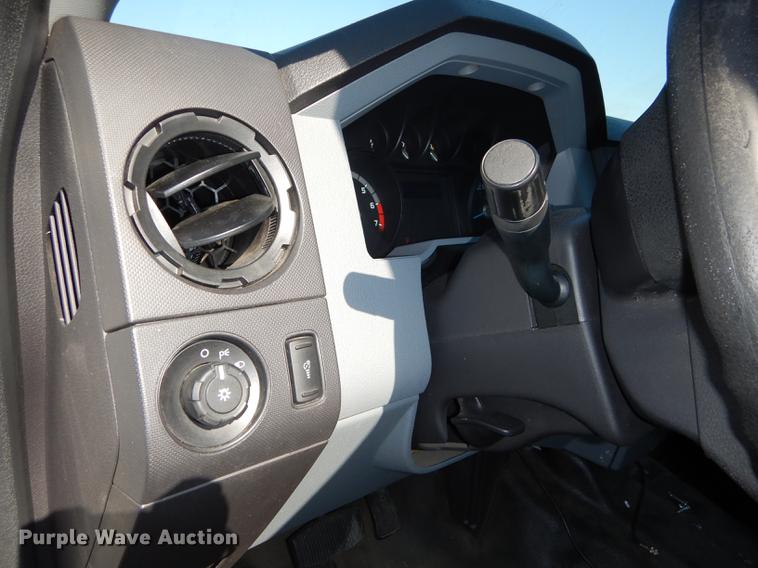 image for item DE1645 2012 Ford F250 Super Duty Crew Cab utility bed pickup truck