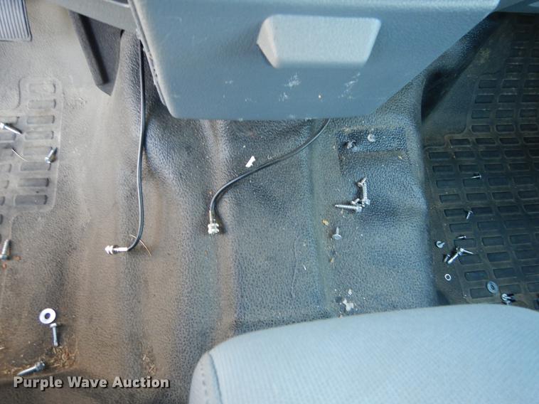 image for item DE1645 2012 Ford F250 Super Duty Crew Cab utility bed pickup truck