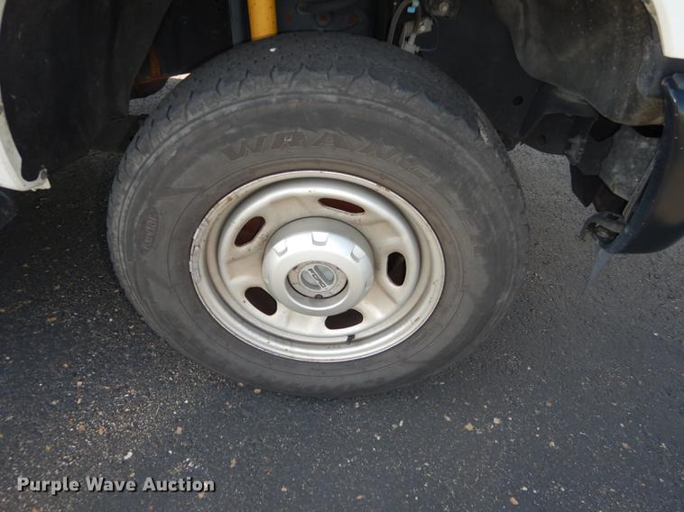 image for item DE1645 2012 Ford F250 Super Duty Crew Cab utility bed pickup truck