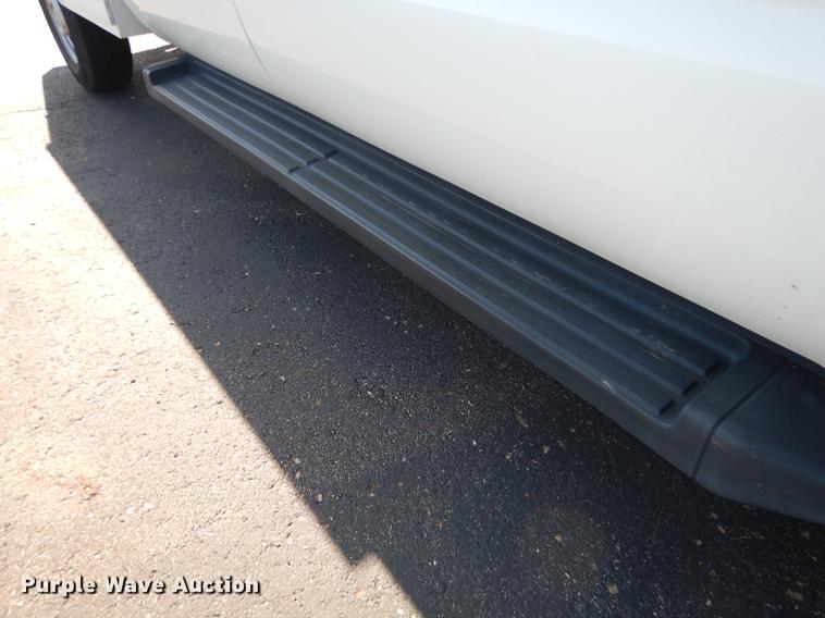 image for item DE1645 2012 Ford F250 Super Duty Crew Cab utility bed pickup truck