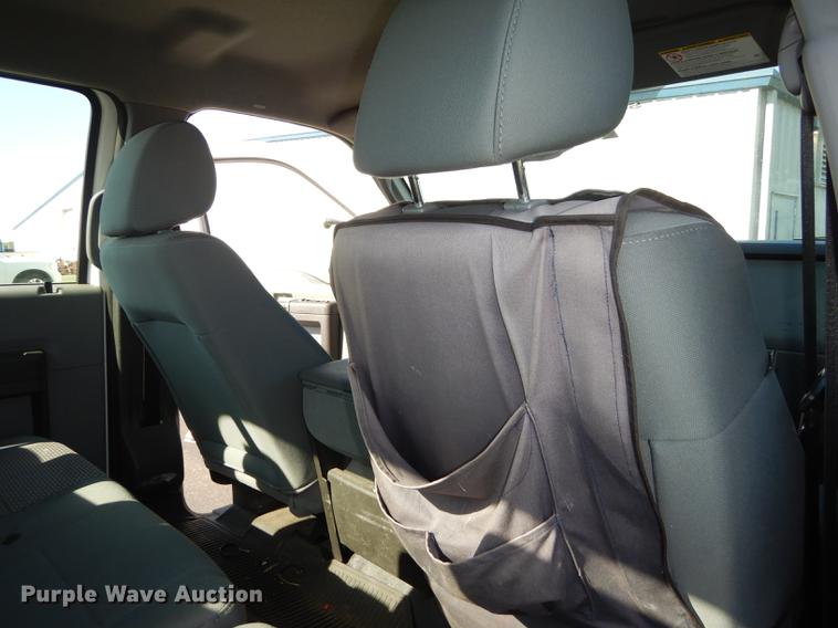 image for item DE1645 2012 Ford F250 Super Duty Crew Cab utility bed pickup truck