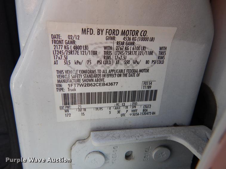 image for item DE1645 2012 Ford F250 Super Duty Crew Cab utility bed pickup truck