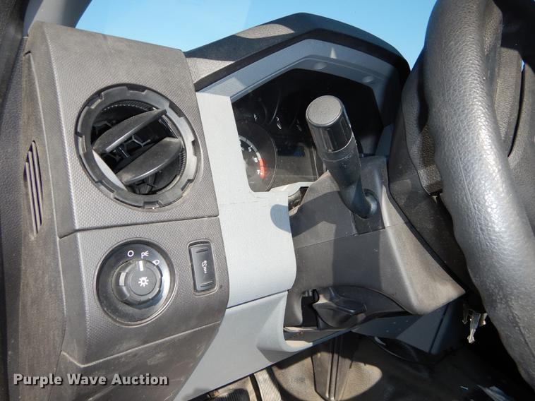 image for item DE1646 2012 Ford F250 Super Duty Crew Cab utility bed pickup truck