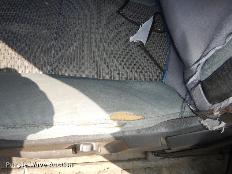 image for item DE1646 2012 Ford F250 Super Duty Crew Cab utility bed pickup truck