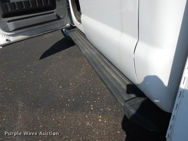 image for item DE1646 2012 Ford F250 Super Duty Crew Cab utility bed pickup truck