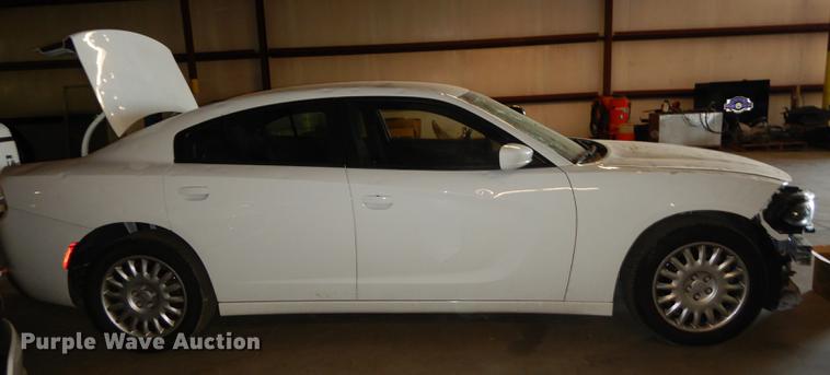 image for item DE1647 2016 Dodge Charger Police