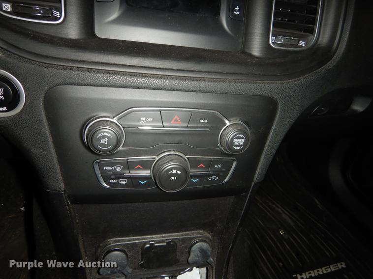 image for item DE1647 2016 Dodge Charger Police