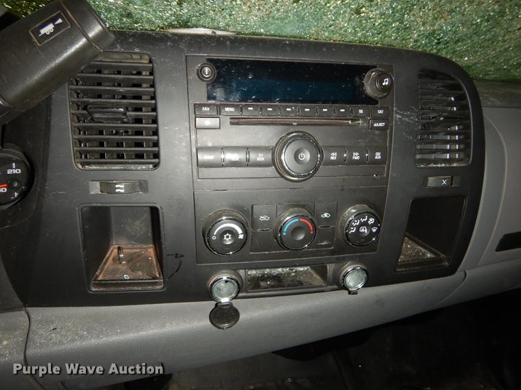 image for item DE1651 2008 Chevrolet Silverado 1500 Ext. Cab pickup truck