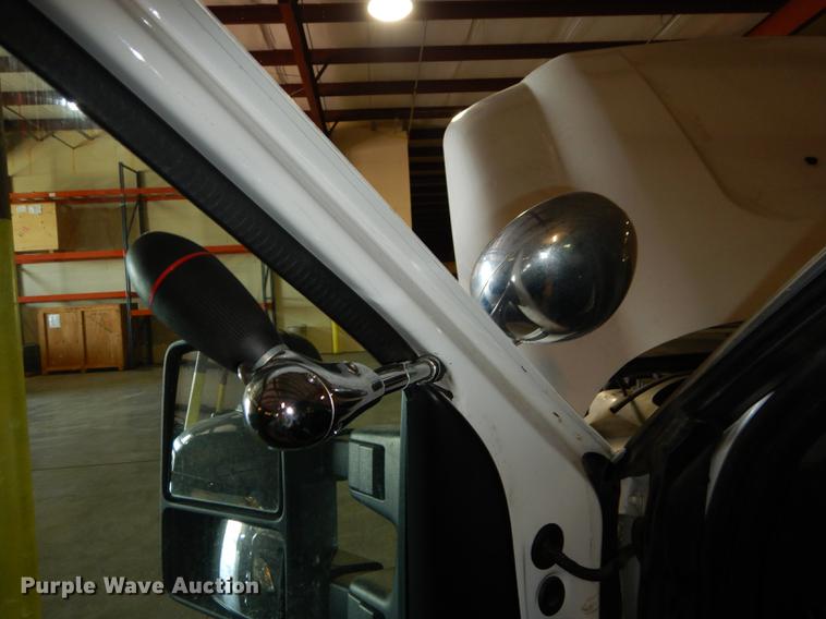 image for item DE1653 2012 Ford F250 Super Duty XL Crew Cab utility bed pickup truck