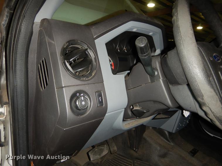 image for item DE1653 2012 Ford F250 Super Duty XL Crew Cab utility bed pickup truck