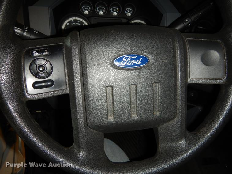 image for item DE1653 2012 Ford F250 Super Duty XL Crew Cab utility bed pickup truck