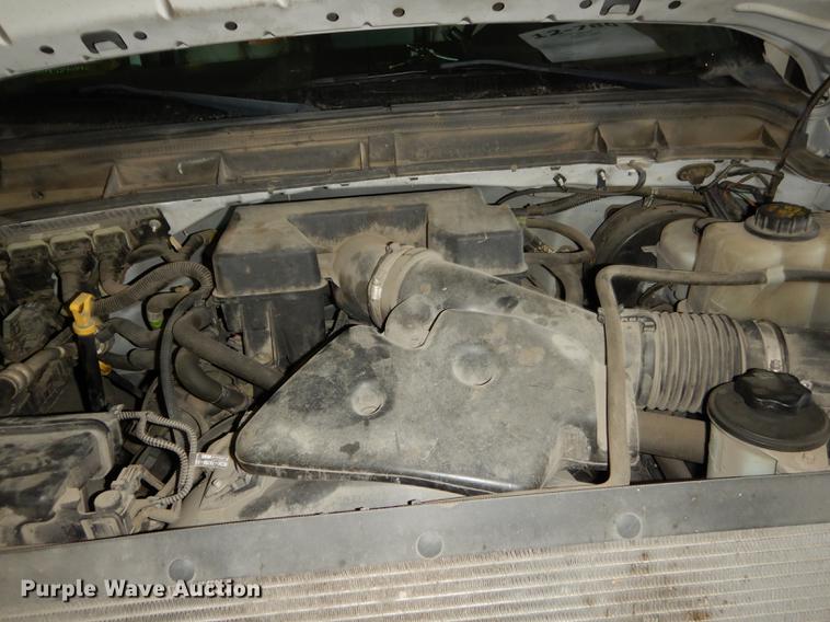 image for item DE1653 2012 Ford F250 Super Duty XL Crew Cab utility bed pickup truck