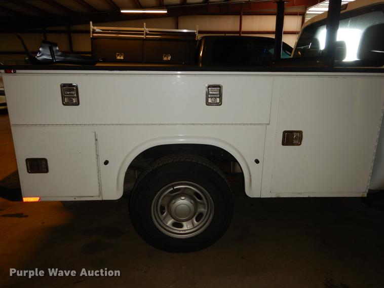 image for item DE1653 2012 Ford F250 Super Duty XL Crew Cab utility bed pickup truck