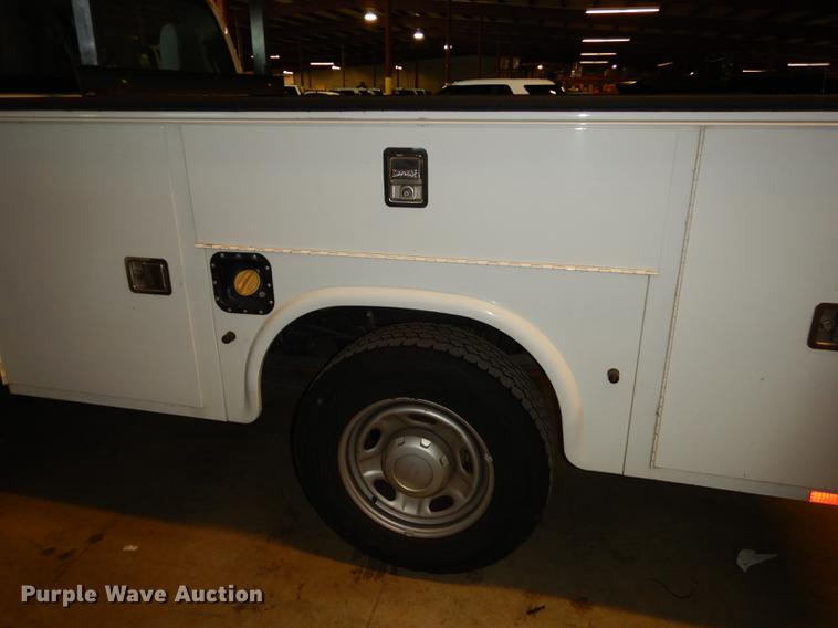 image for item DE1653 2012 Ford F250 Super Duty XL Crew Cab utility bed pickup truck