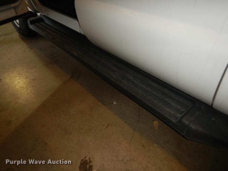 image for item DE1653 2012 Ford F250 Super Duty XL Crew Cab utility bed pickup truck