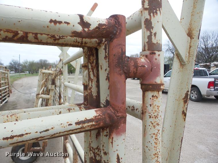 image for item AY9504 Wilson corral