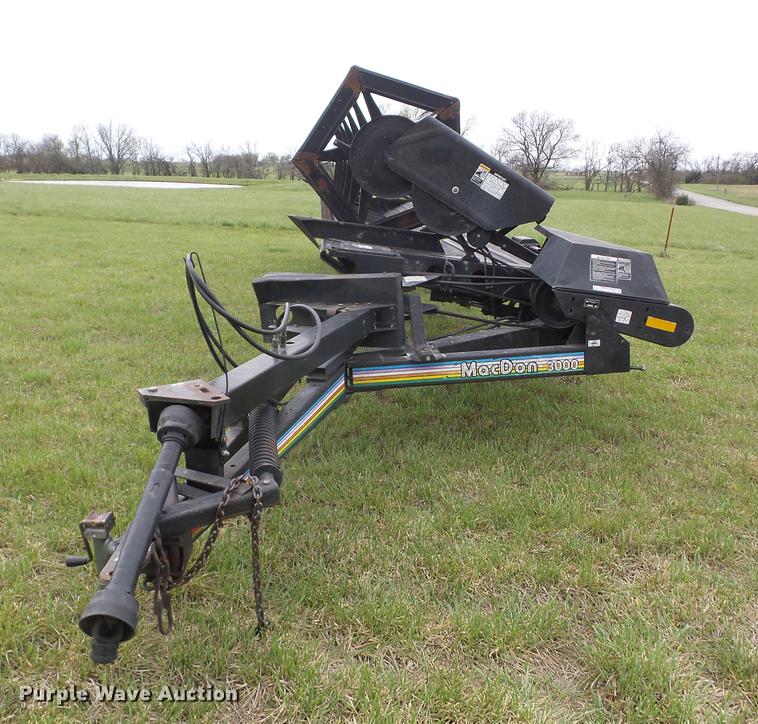 image for item AY9505 1997 MacDon 3000 windrower