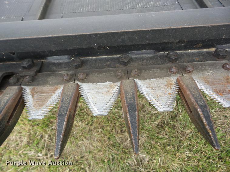 image for item AY9505 1997 MacDon 3000 windrower