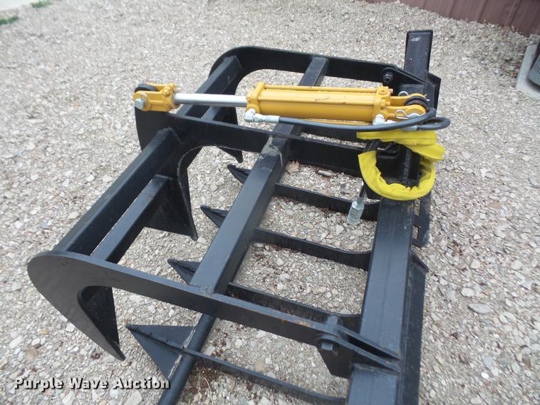 image for item DB6158 Skid steer grapple bucket