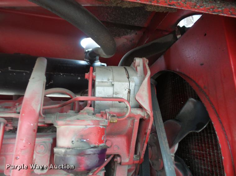 image for item DB6164 1994 New Holland 2450 windrower