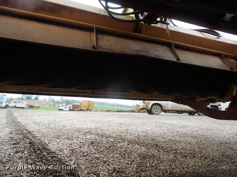 image for item DB6164 1994 New Holland 2450 windrower