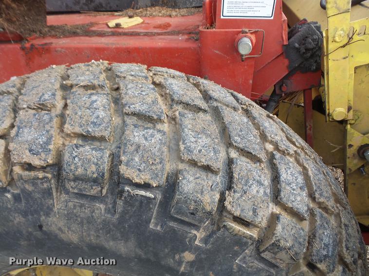 image for item DB6164 1994 New Holland 2450 windrower