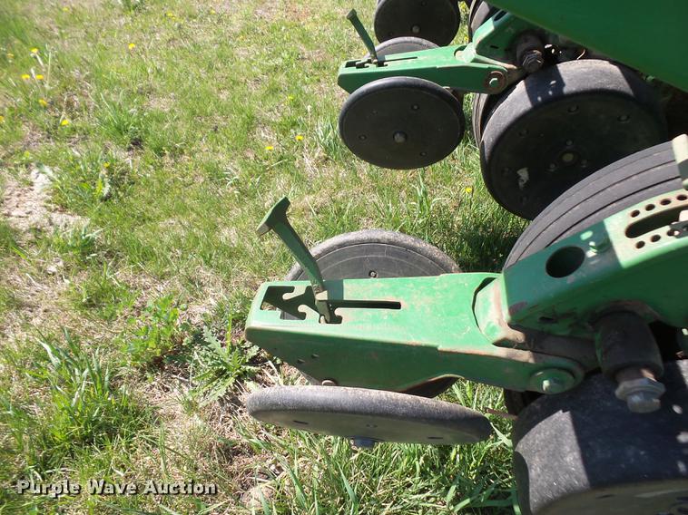 image for item DB6165 John Deere 1750 Max Emerge Plus no-till planter