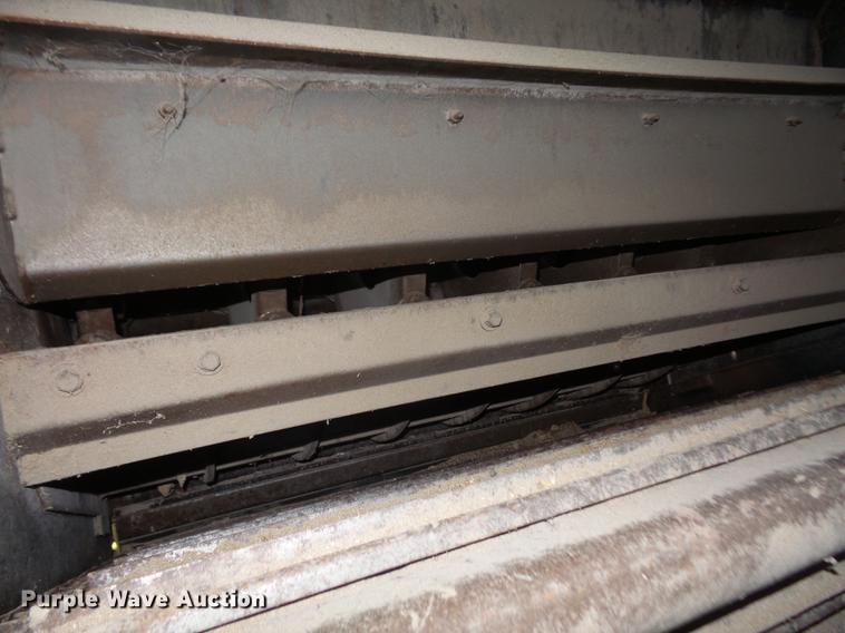 image for item DB6169 1983 Gleaner L3 combine