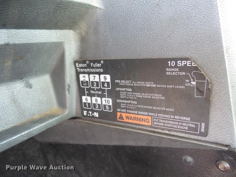 image for item DB6211 2000 Mack CH612 flatbed truck