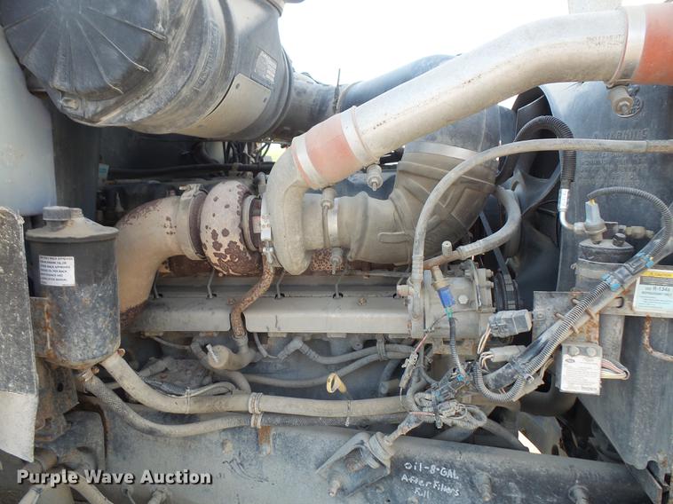 image for item DB6211 2000 Mack CH612 flatbed truck