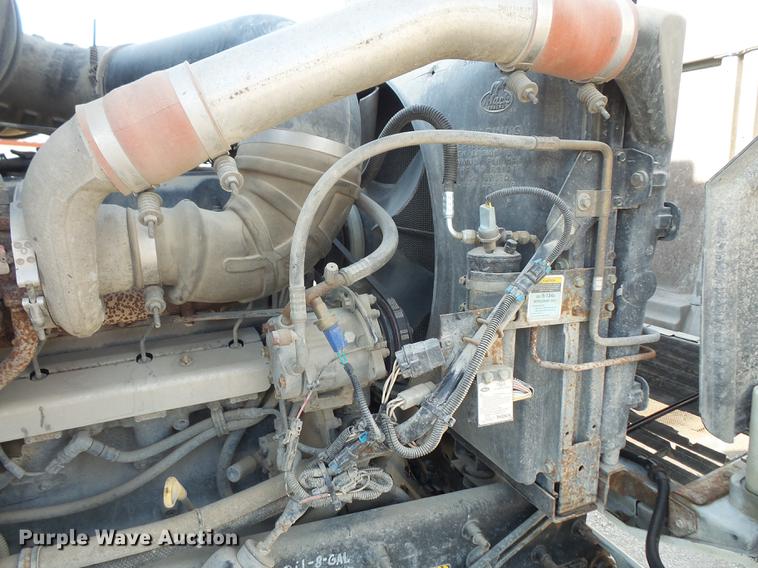 image for item DB6211 2000 Mack CH612 flatbed truck