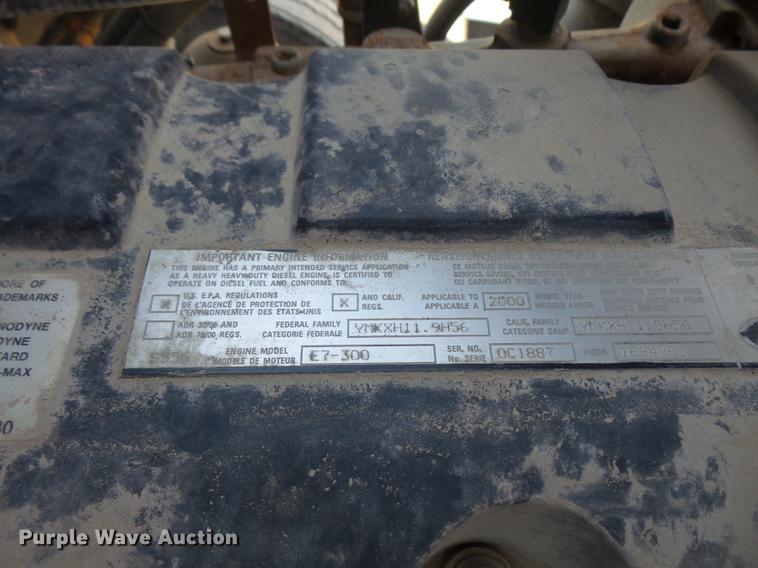 image for item DB6211 2000 Mack CH612 flatbed truck