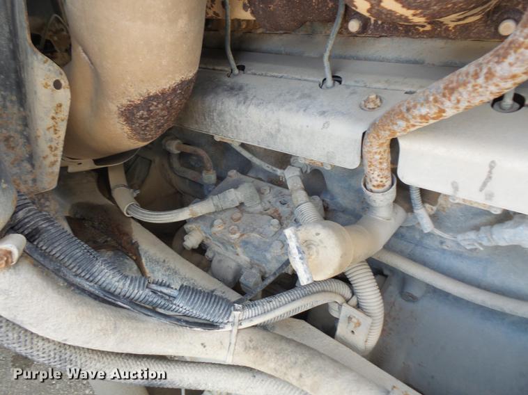 image for item DB6211 2000 Mack CH612 flatbed truck