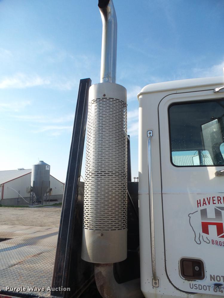 image for item DB6211 2000 Mack CH612 flatbed truck