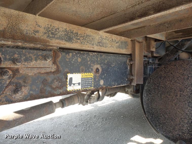 image for item DB6211 2000 Mack CH612 flatbed truck