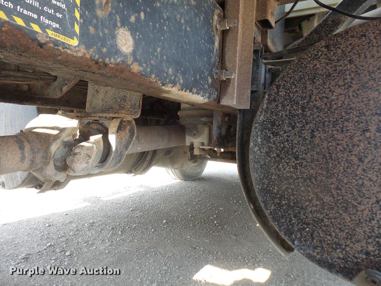 image for item DB6211 2000 Mack CH612 flatbed truck