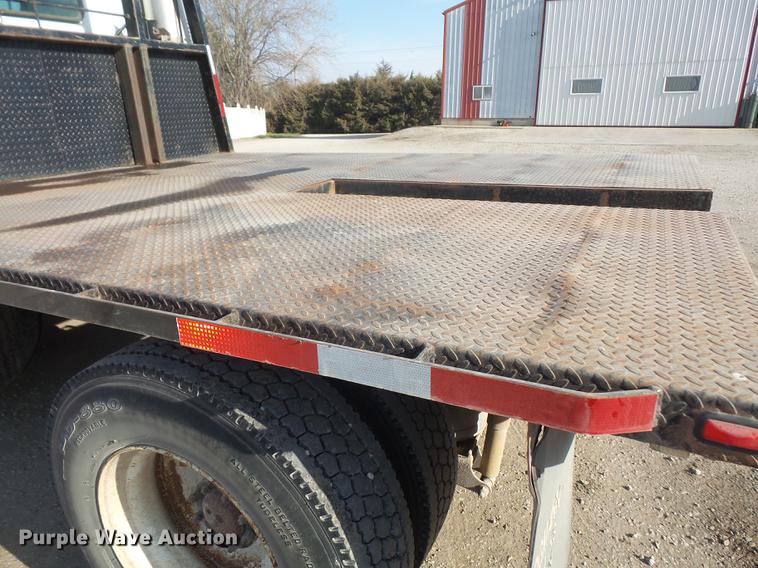 image for item DB6211 2000 Mack CH612 flatbed truck