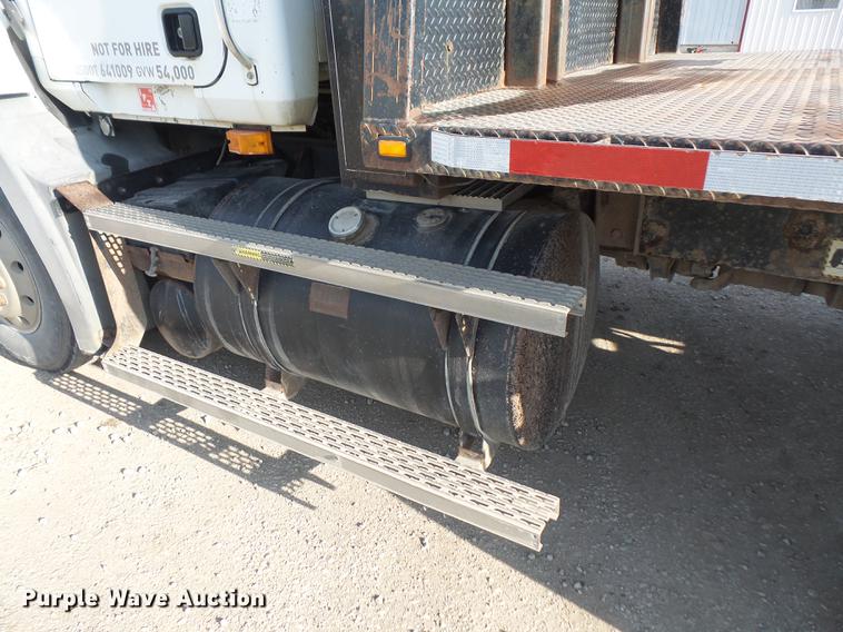 image for item DB6211 2000 Mack CH612 flatbed truck