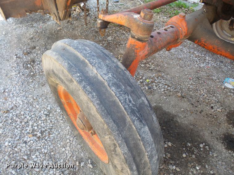 image for item DB6213 1969 Case 730 tractor