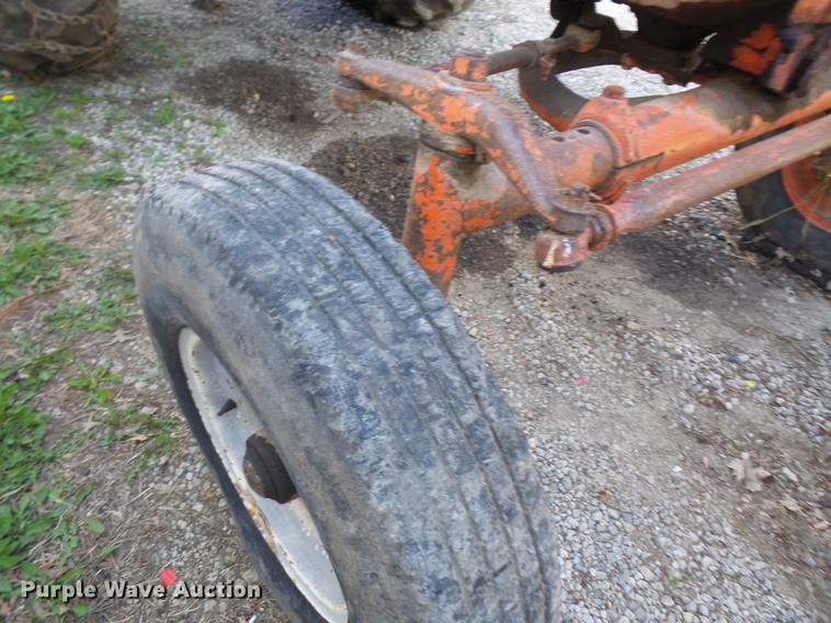 image for item DB6213 1969 Case 730 tractor