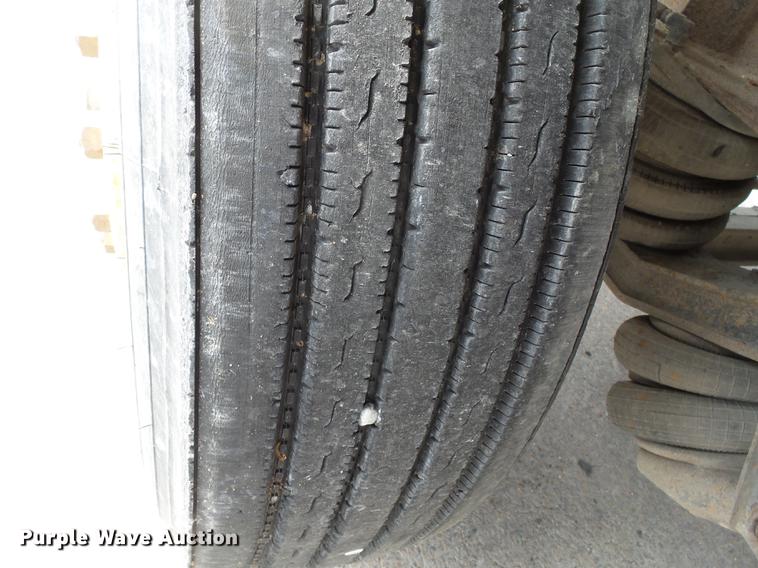 image for item DB7144 2000 Freightliner Century Class feed truck