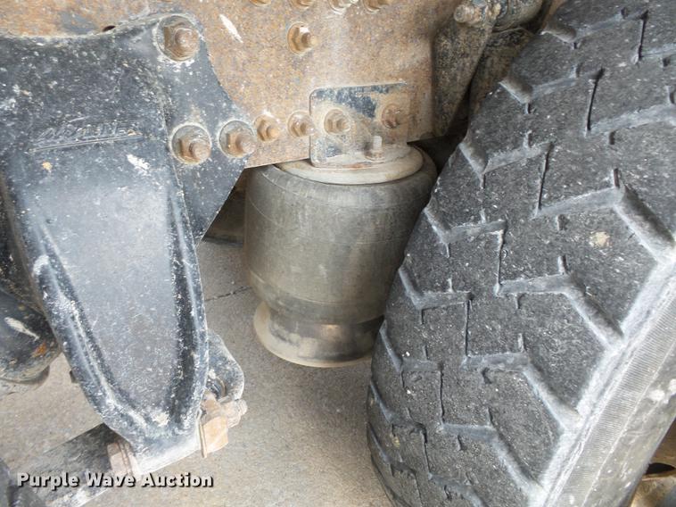 image for item DB7144 2000 Freightliner Century Class feed truck