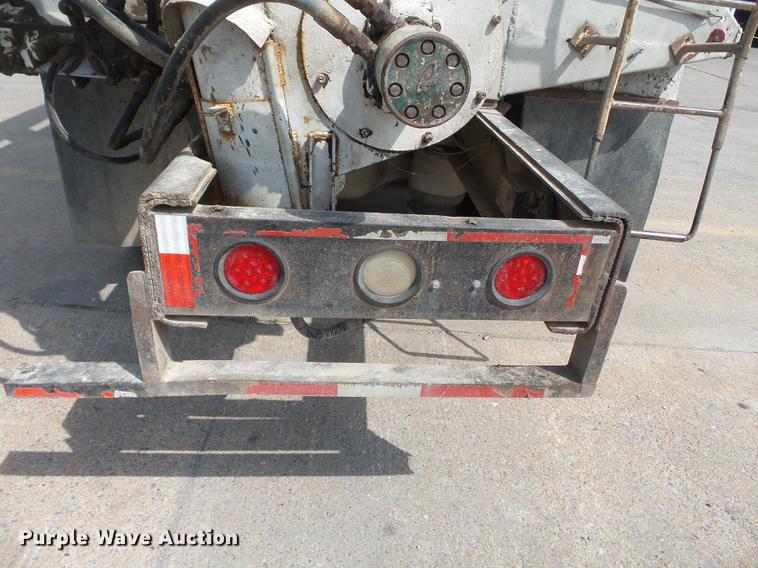 image for item DB7144 2000 Freightliner Century Class feed truck