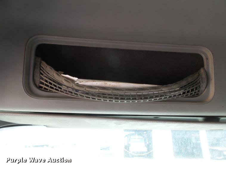 image for item DB7144 2000 Freightliner Century Class feed truck