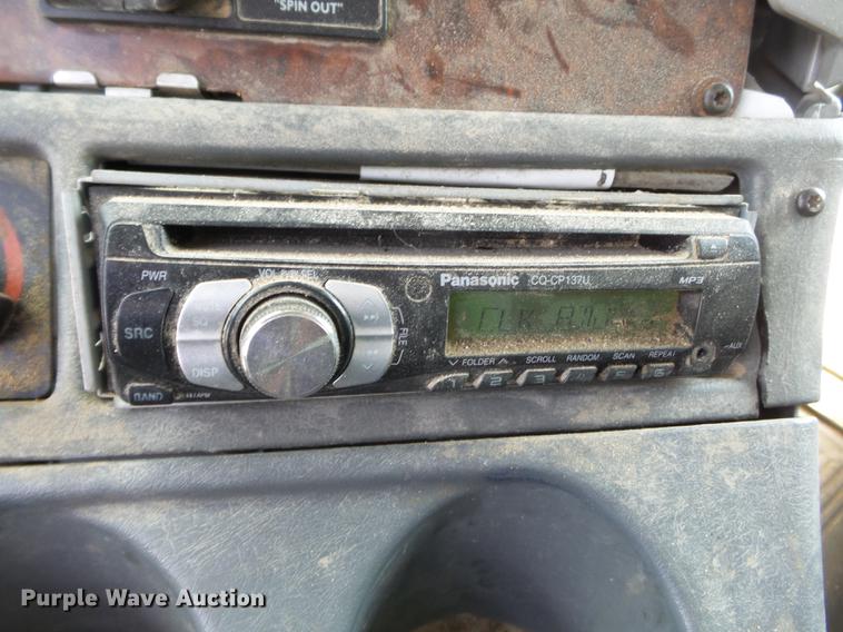 image for item DB7144 2000 Freightliner Century Class feed truck